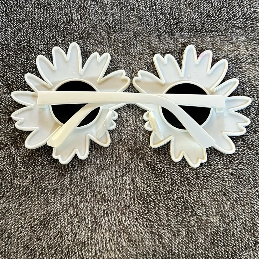 Flower sunglasses